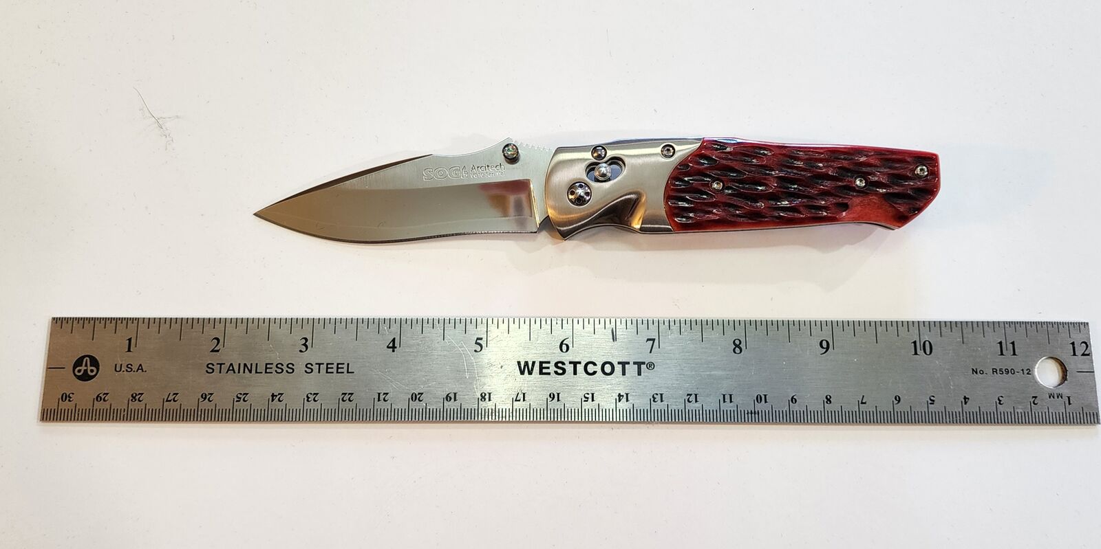 SOG Arcitec AO1 Knife - new in box, never used