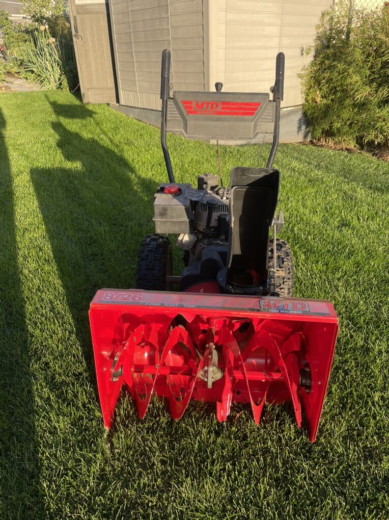 MTD 8/26 Snowblower 2 Stage Electric Start