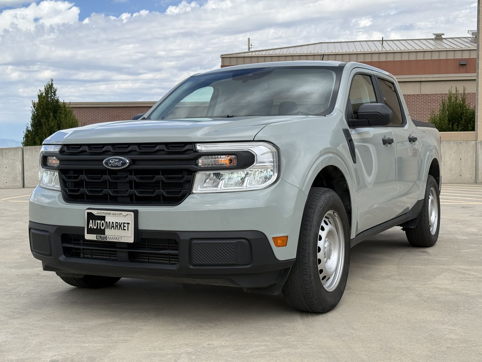 2023 Ford Maverick XL