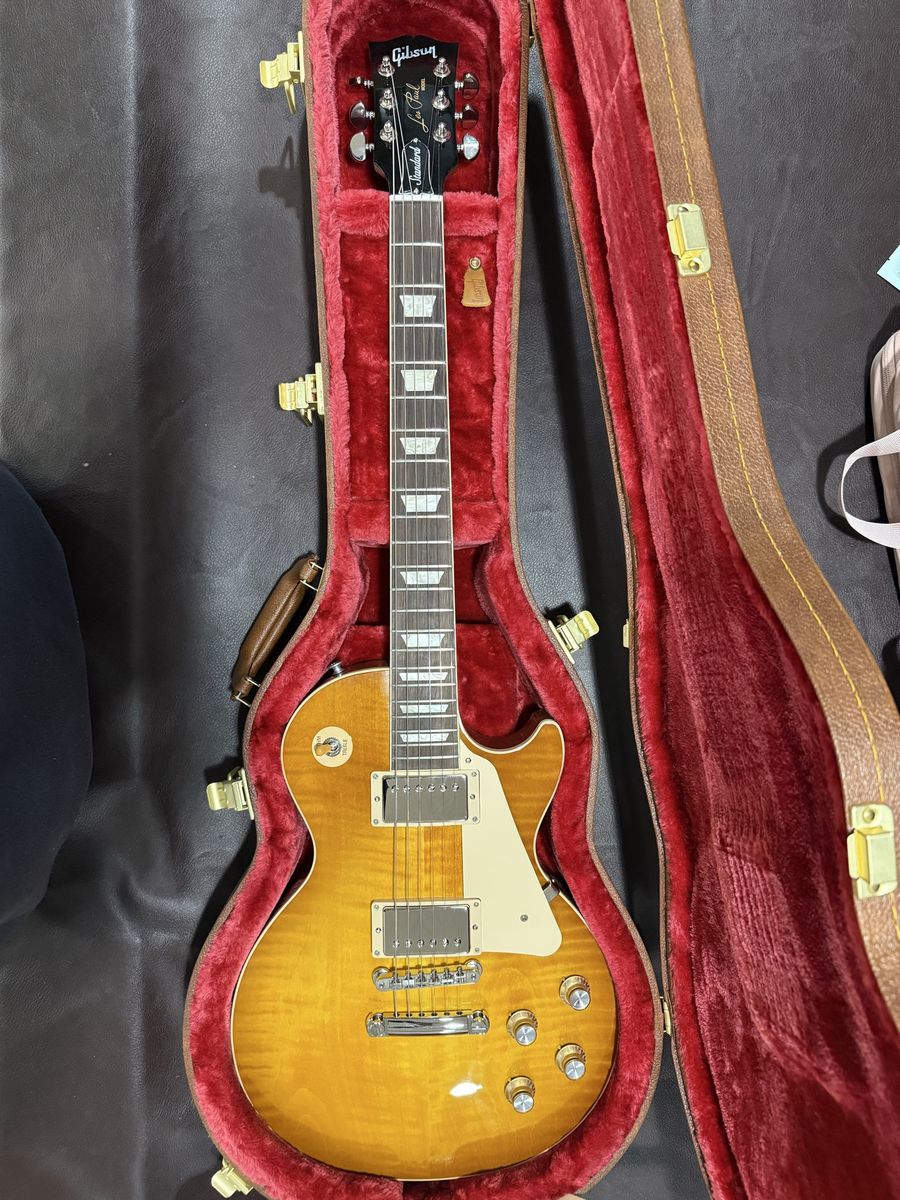Gibson Les Paul Standard Electric Guitar - Flamed Maple Top, Sunburst Finish, w/ Hard Case