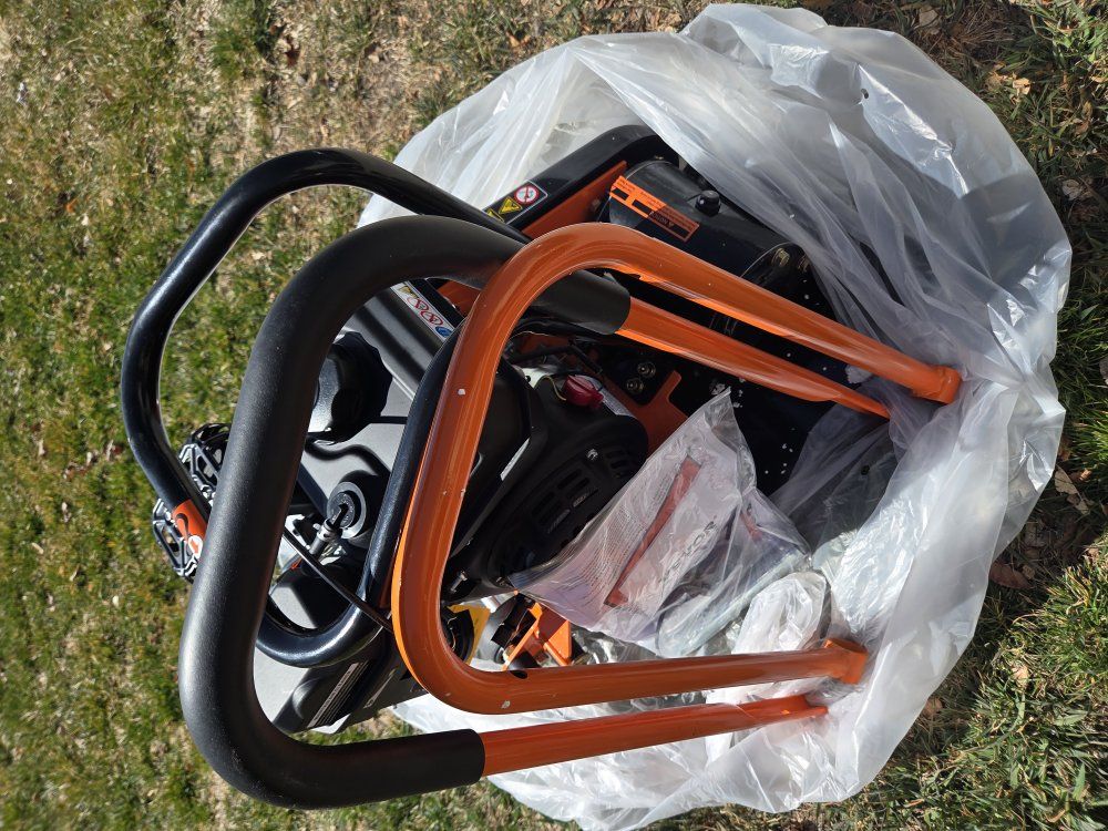 VEVOR 6.5HP Plate Compactor, 196CC Gas Engine,