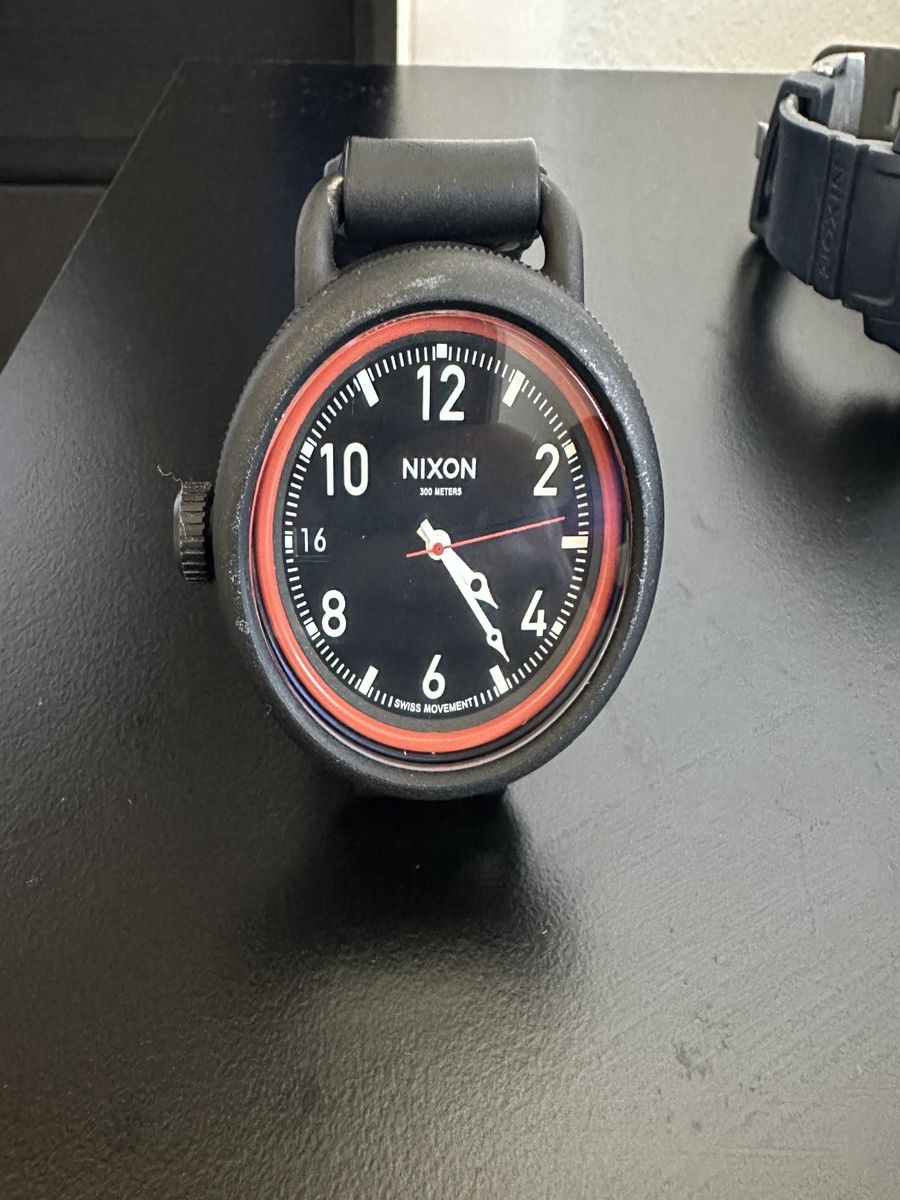 Nixon Watches – Like New Condition! 