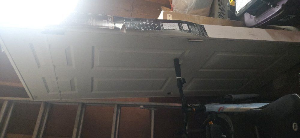 New 32" door with frame