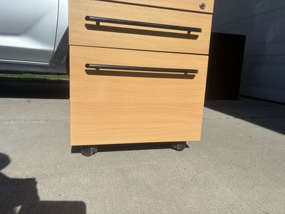Set of filing cabinets