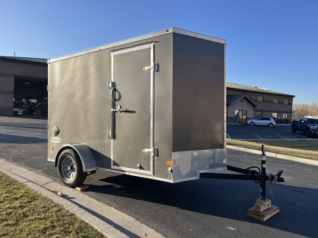 Enclosed Trailer 6x10