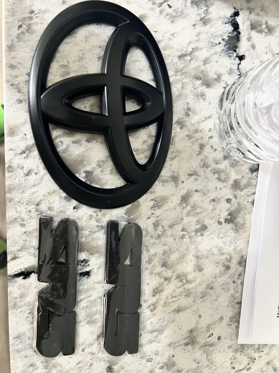 Toyota SR5 blackout kit
