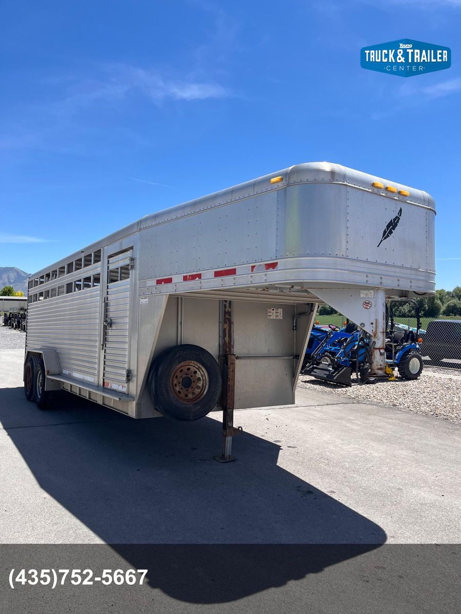 USED 2006 Featherlite 20' Stock Trailer