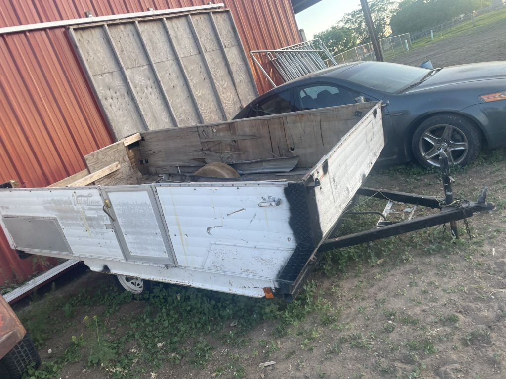 Trailer