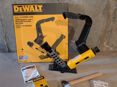 DeWalt 2-in-1 Flooring Nailer