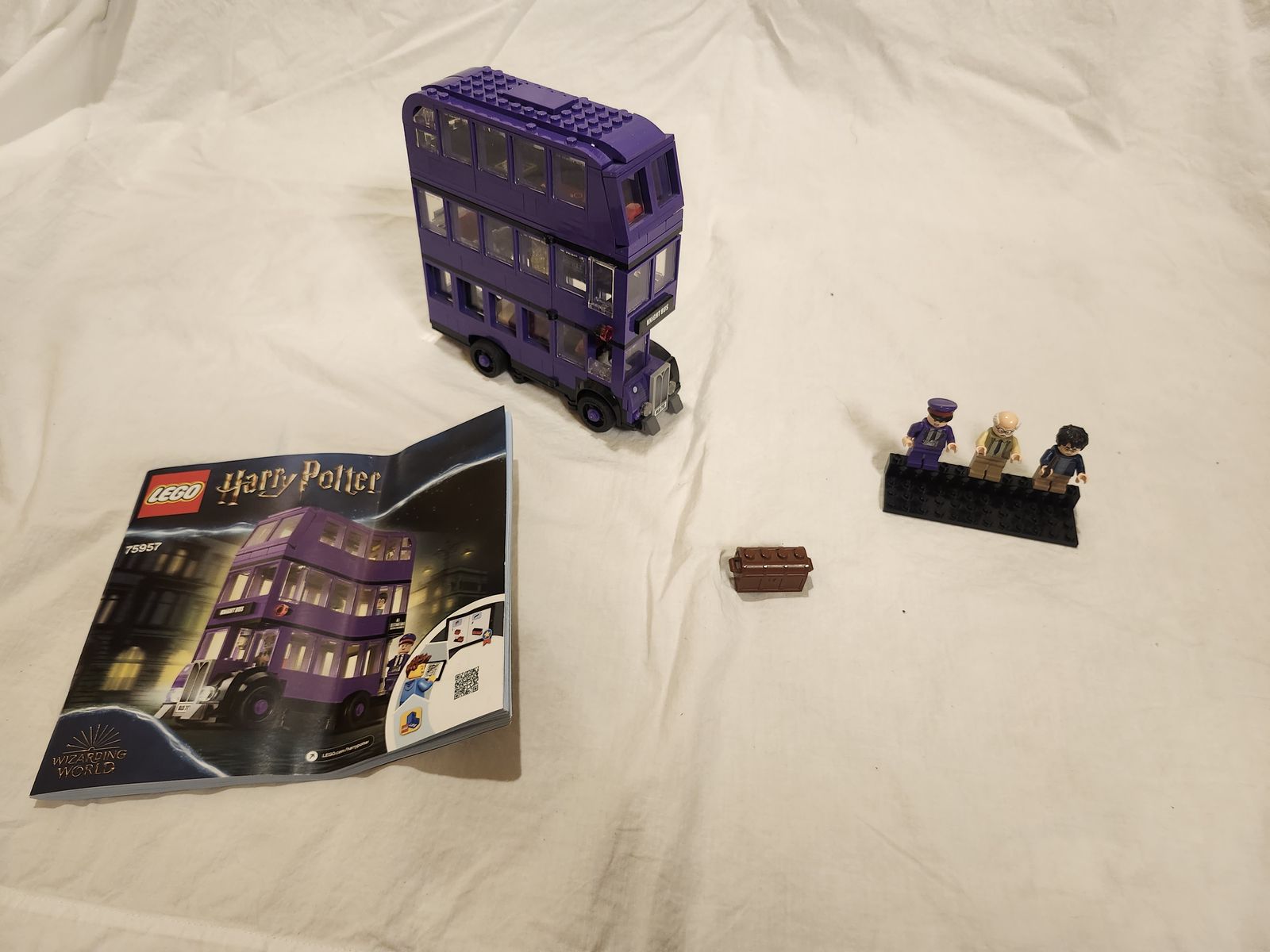 LEGO Harry Potter 75957 The Knight Bus – 100% Complete w/ Instructions