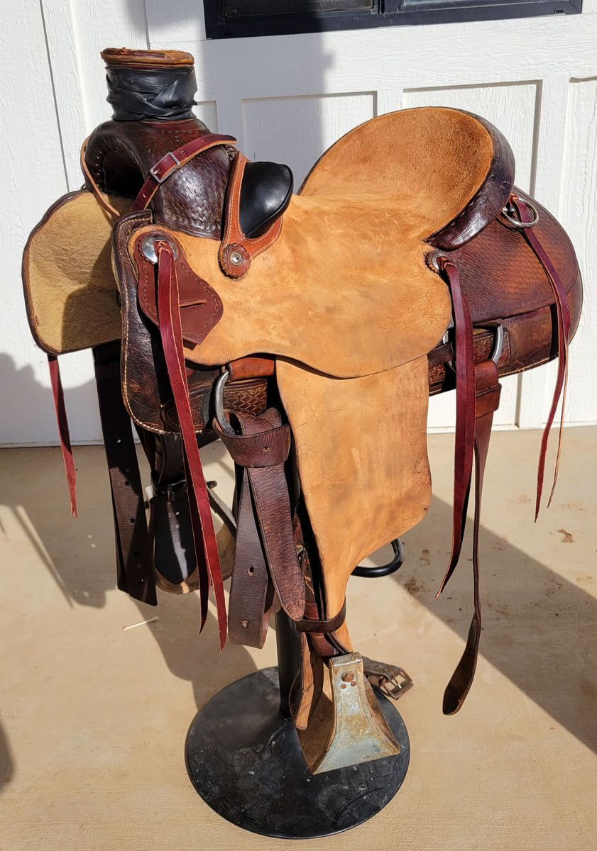 Custom Four T Wade Saddle