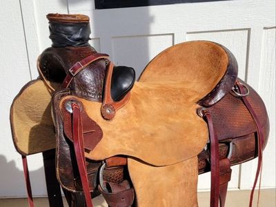 Custom Four T Wade Saddle