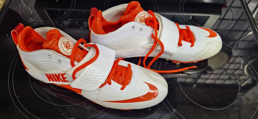 Nike White & Orange Throwing Track & Field Cleats - Used Men's Size 13.5