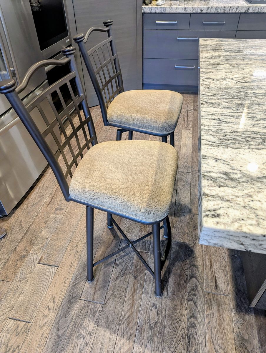 4 Quality Barstools