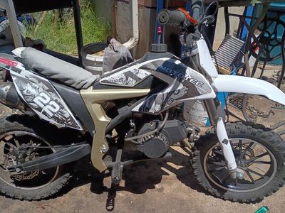 49cc. Kids dirt bike