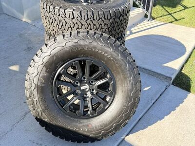 Ford F150 Raptor Rims and Tires 315/70R17 Bfg New