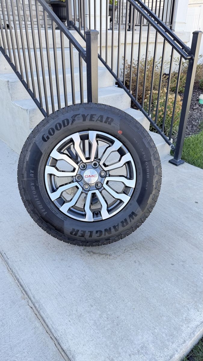 GMC Sierra 1500 Yukon Rims and Tires 275/65R18 Goodyear Wrangler Territory AT Like new