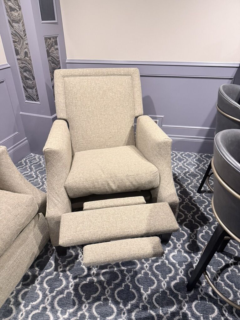 Lee  Indusreies Reclining Lounge Chairs