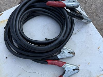 Heavy Duty Jumper Cables with Metal Clamps