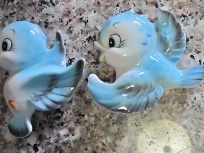 Vintage Lefton Baby Bluebird Pair #057 Ceramic Hand-Painted Japan