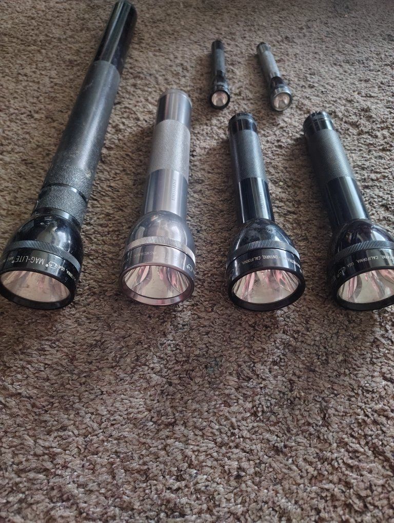 Mag-Lite Flashlight Bundle - Various Sizes & Colors, Durable Aluminum Construction
