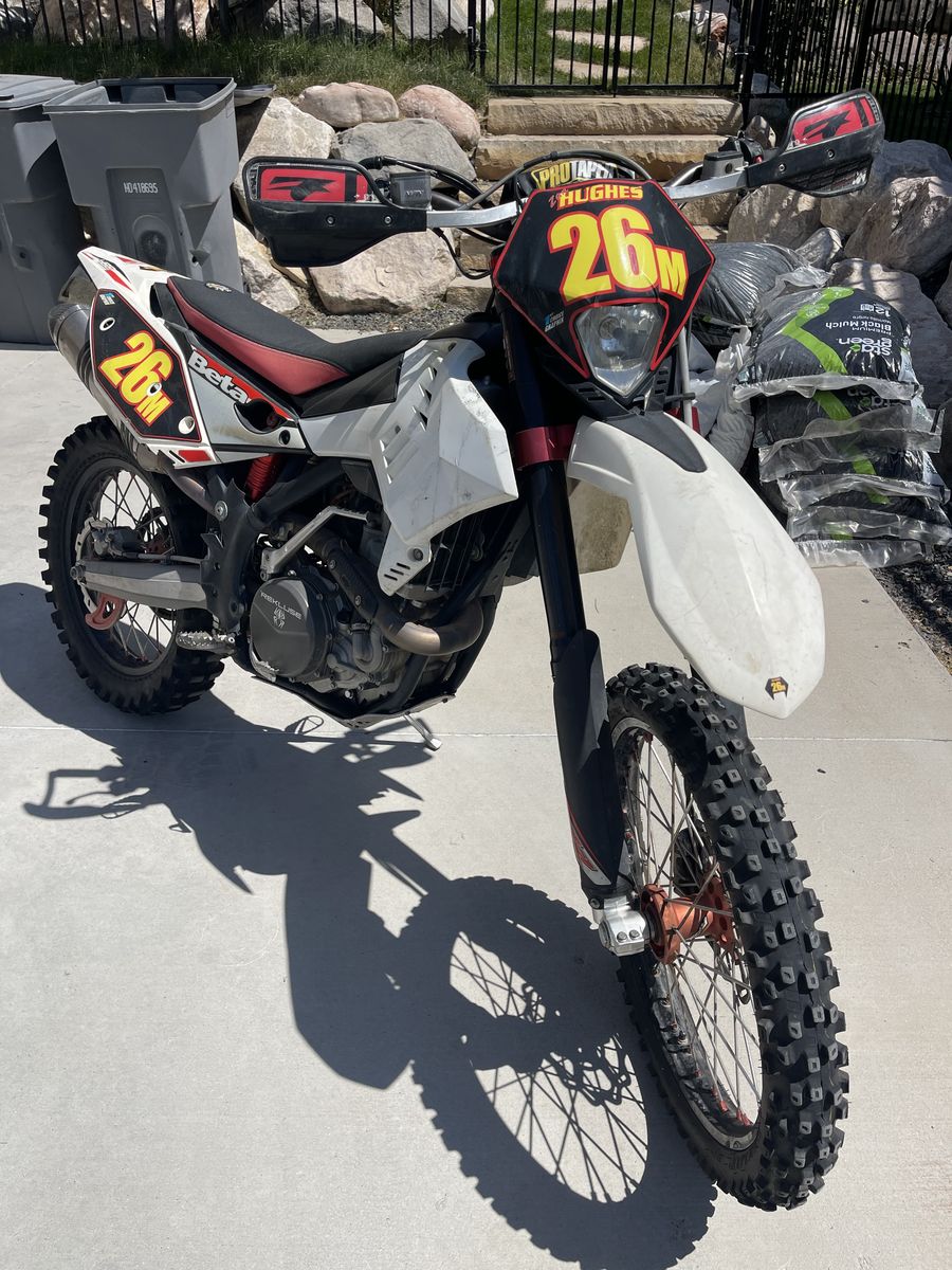 2010 Beta 400RR  Runs Great for its age...