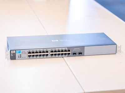 HP 24 Port Gigabit Rackmount Switch | 1810G-24 / J9450A
