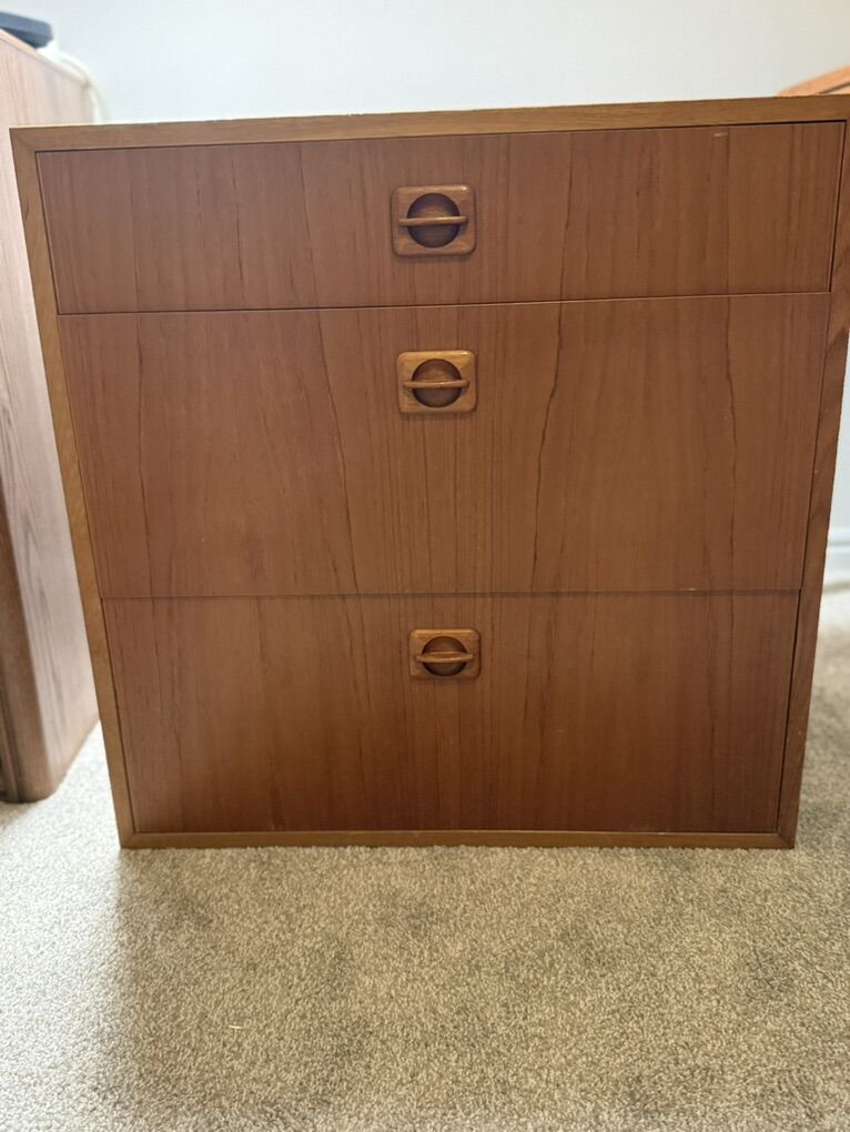 Mid-Century Scandinavion Teak Side Table