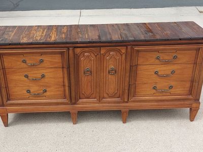 Vintage Dixie Dresser 9 Drawer Walnut
