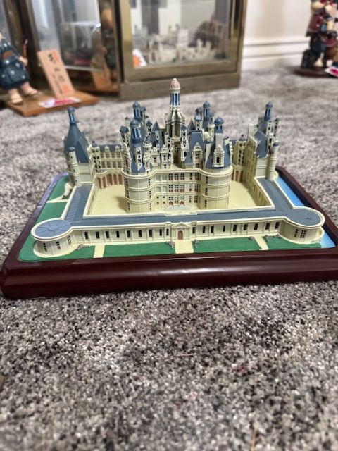 Lenox – “Chambord” (Château de Chambord) Great Castles of the World collection