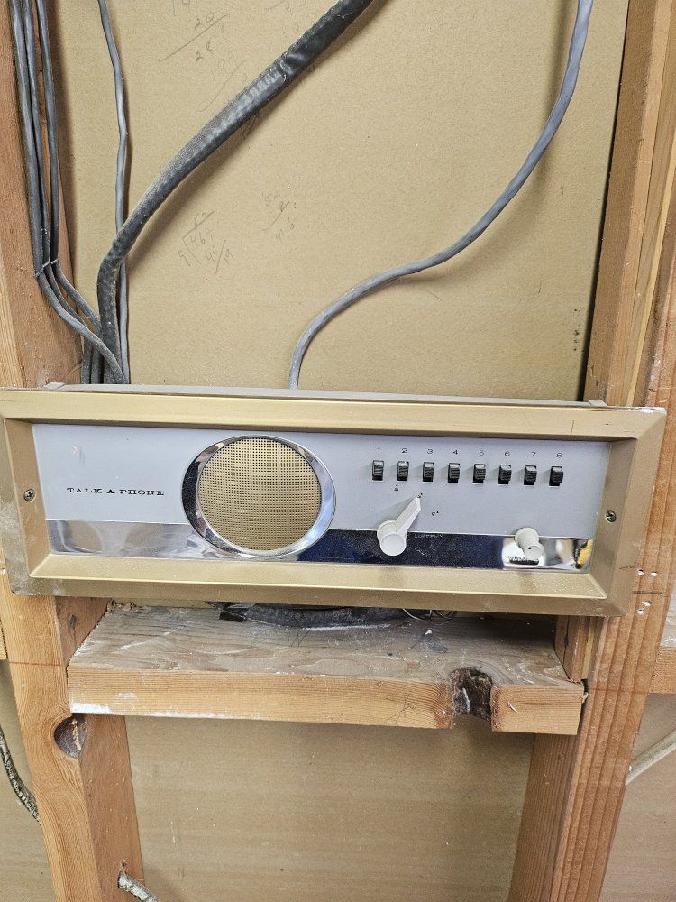 Intercom repair service