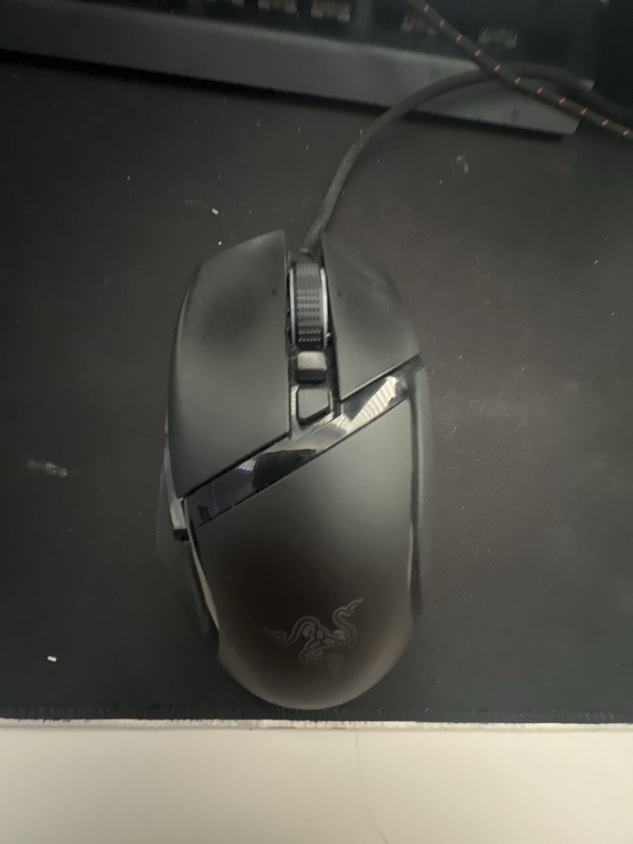 Razer Basilisk V3 Customizable Ergonomic Gaming Mouse: Fastest Gaming Mouse Switch - Chroma RGB Lighting - 26K DPI Optical Senso