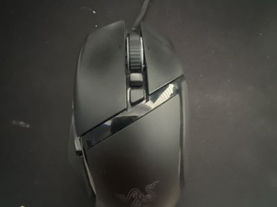 Razer Basilisk V3 Customizable Ergonomic Gaming Mouse: Fastest Gaming Mouse Switch - Chroma RGB Lighting - 26K DPI Optical Senso