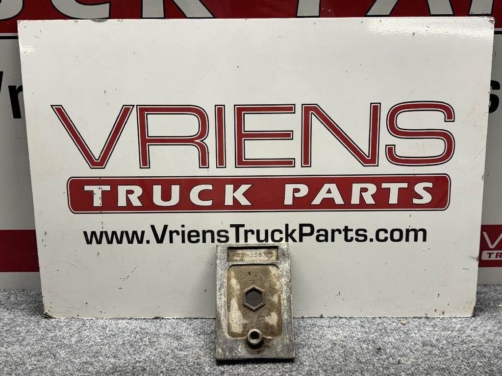 K221-3561 SPACER-FRONT SPRING