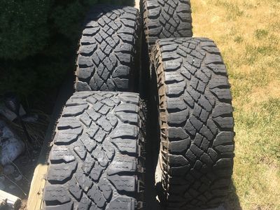 285 70 R17