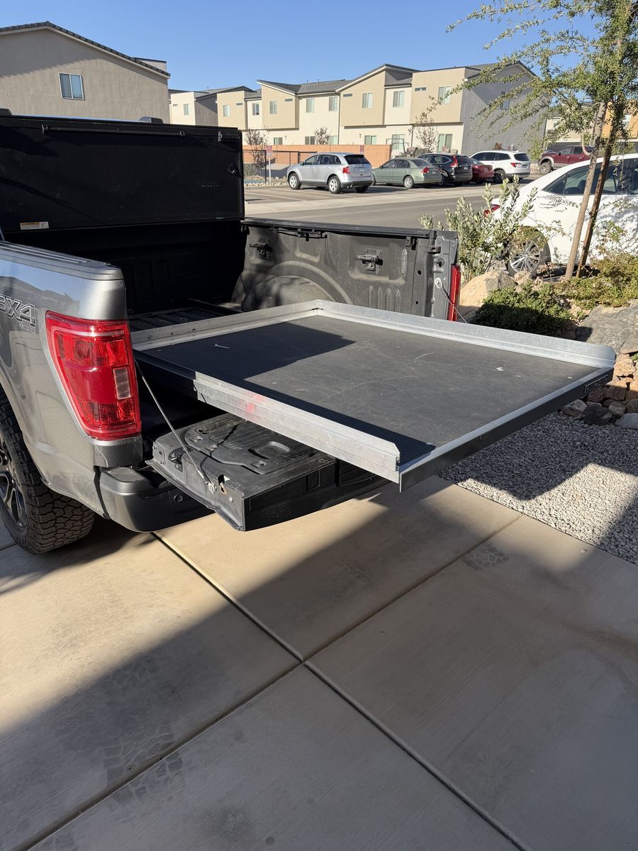 2025 Cargo Glide