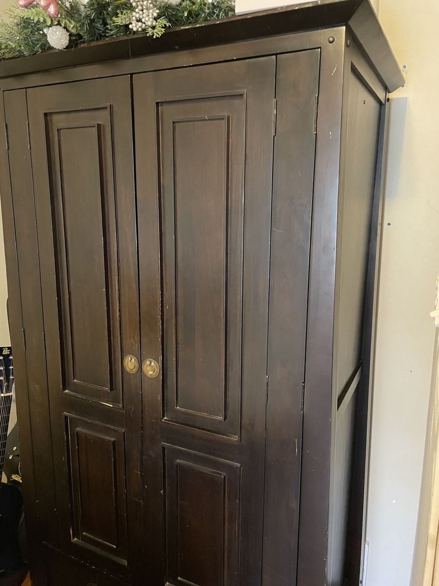 Storage cabinet/ wardrobe