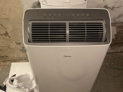 Midea Portable Air Conditioner Unit - White