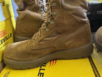 Mens Tan Combat Boots belleville Size 10.5 Wide