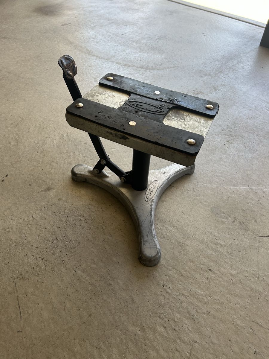 Main image 2