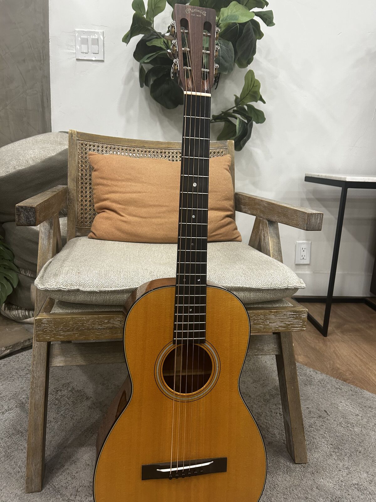 Martin Custom Shop 2-18