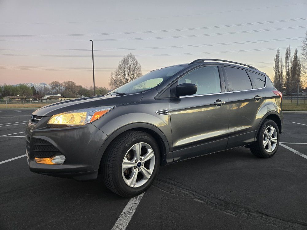2016 FORD ESCAPE SE