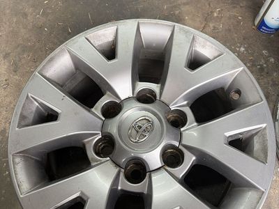 Toyota OEM Wheel Rim - Used Silver Alloy Wheel