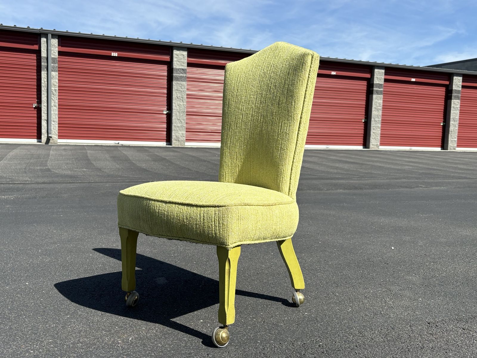 Fab! Groovy, rolling Vintage Mid century highback chair on casters great for MCM mid century modern