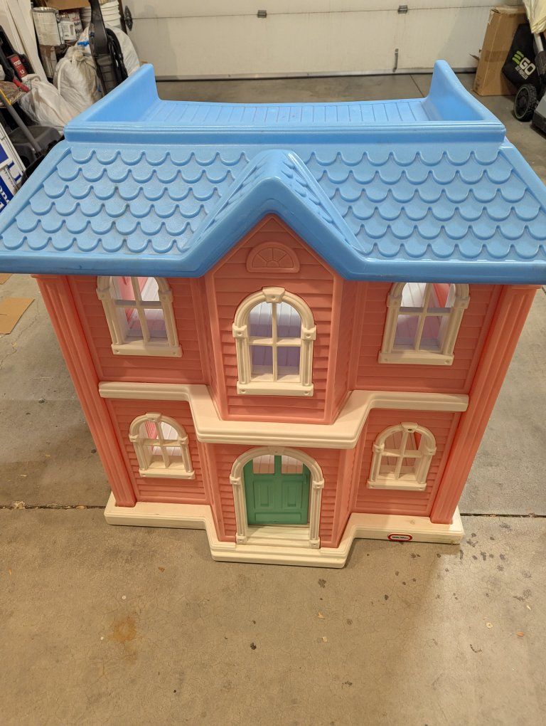 Little Tikes Barbie House