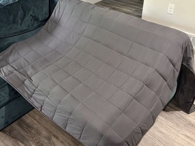 25 Lb Weighted Blanket 60"x76"