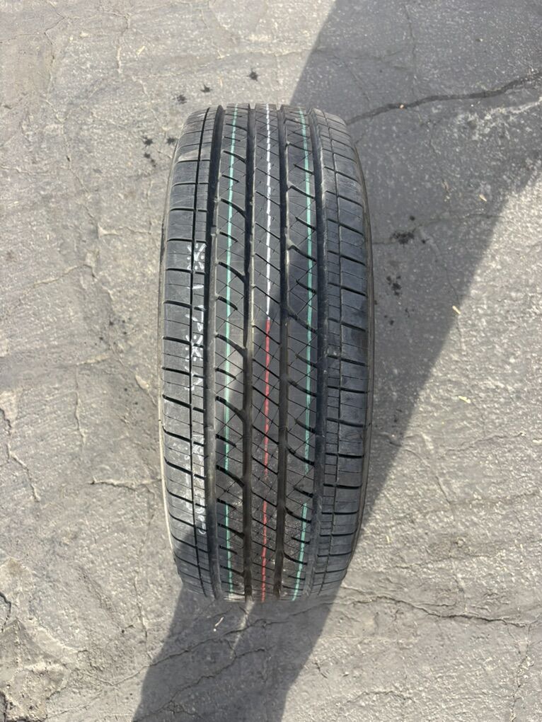 01 tire new Bridgestone 235/60R18