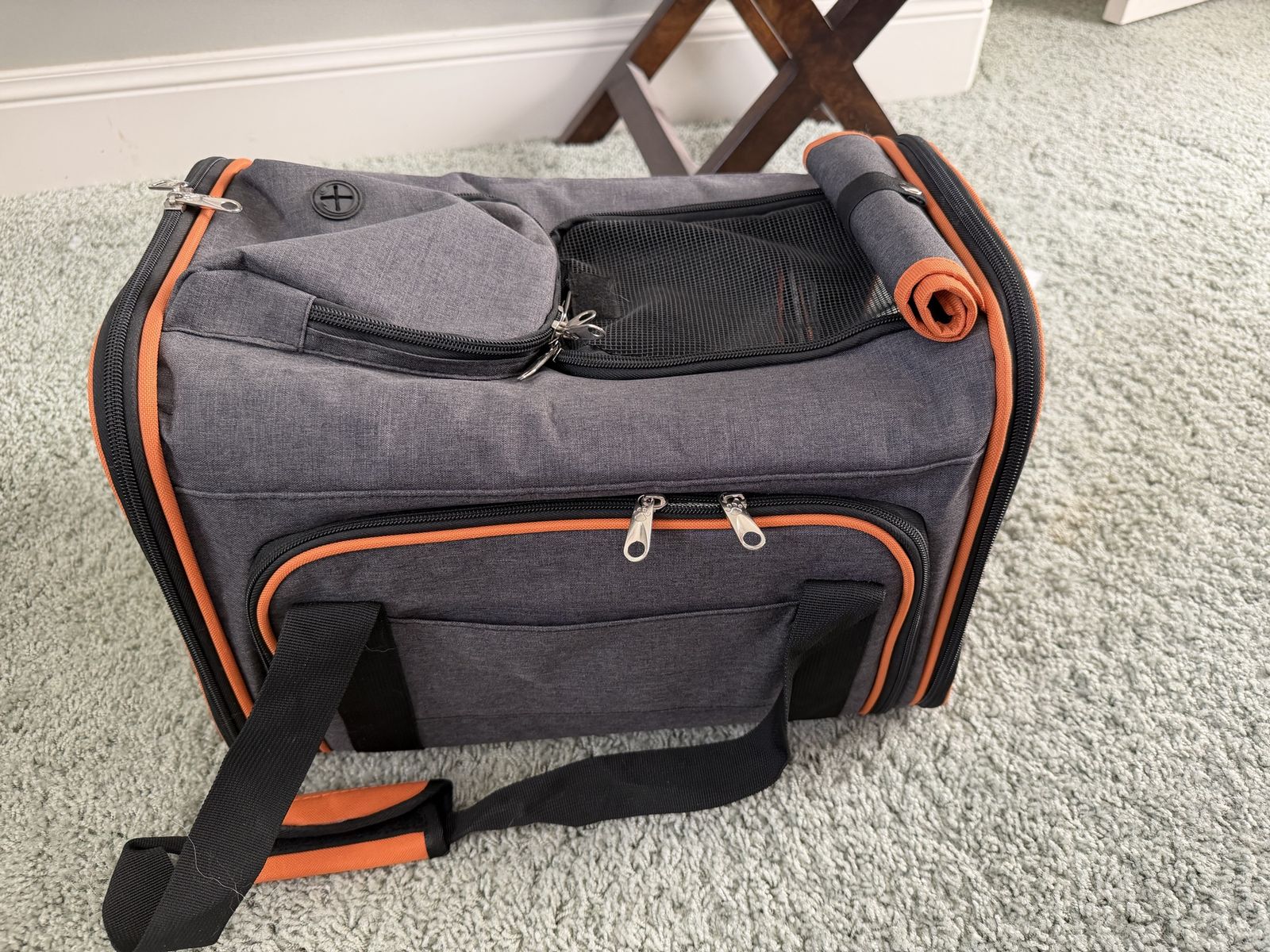Lesure Comfy Pet Carrier - Gray/Orange Travel Bag for Small Pets, Excellent Condition