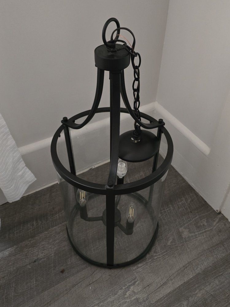 Main image 4