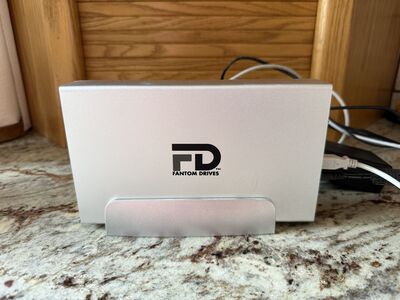 Fantom Drive G-Force 1TB USB 2.0 / eSATA 3.5" External Hard Drive GF1000EU